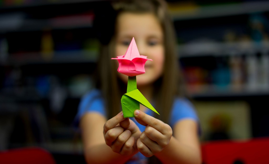 How To Fold An Origami Tulip